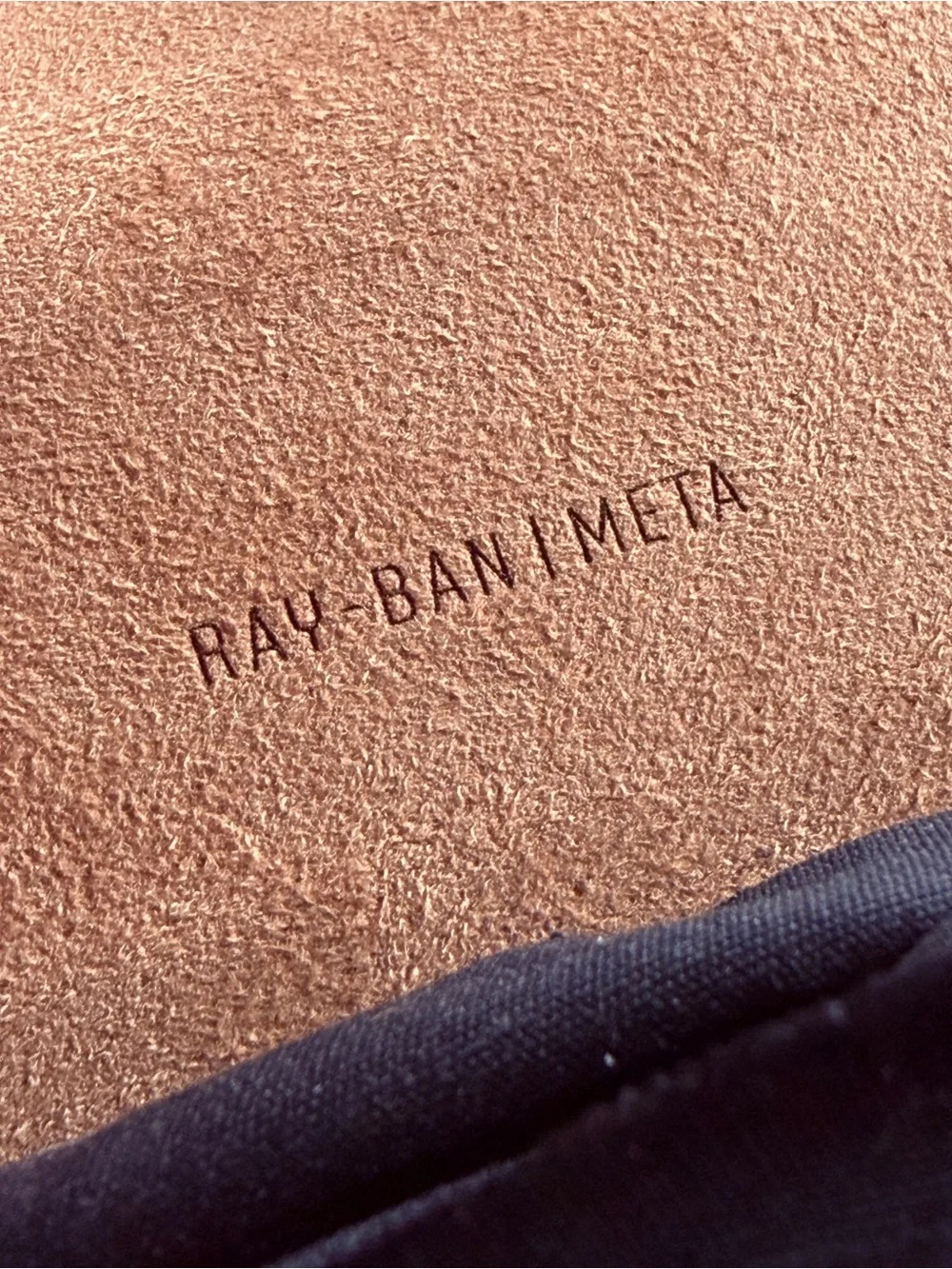 Ray-Ban about ray